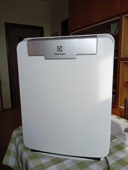 Čistička vzduchu Elektrolux EAP 300 - 2