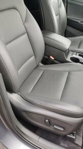 Hyundai tuscom - 2