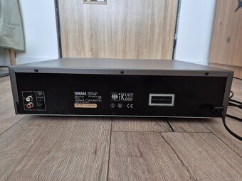 CD prehrávač Yamaha - 2