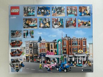 LEGO 10264 Creator Expert Corner Garage - 2