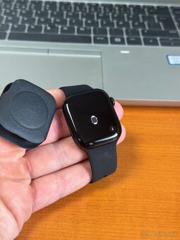 Apple Watch 10 42mm JET BLACK - rok záruka, len odskúšané - 2