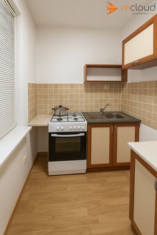 Pomúkame na predaj 1 izbový byt priamo v centre mesta Kežmar - 2