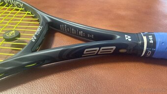 Raketa Yonex - 2