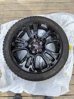 Alu disky so zimnými pneu na Mini Cooper r.v.2021 - 2