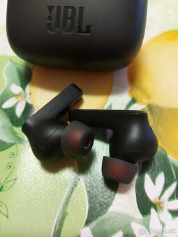 Predám Bluetooth slúchadlá JBLtune 230tws - 2