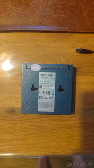 Predám Switch TP Link TL-SG105 - 2