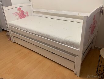 Dievčenská posteľ 200x90 s prístelkou a úložným priestorom - 2