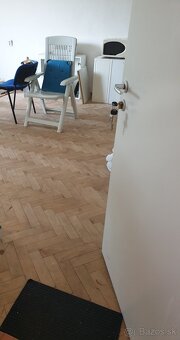 60km BA. 110 šorcových, 3-izbový, 1-poschodový bytovy štýlov - 2