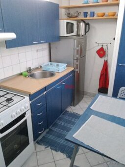 TICHÝ 1-IZB BYT "LATORICKA" pri NC TESCO HRON, Pod.Biskupi - 2