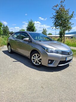 Toyota Corolla sedan 1.6 Style - 2