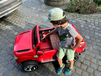Detské elektrické auto - 2