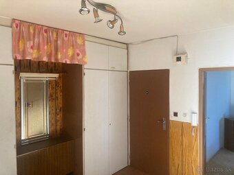 Prenajmem 3 izbový byt v centre - 2