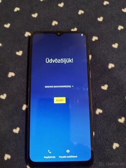 Moto E13 - 2