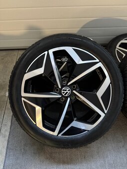 CELOROČNÍ ORIGINÁLNÍ SADA VW ID.3 PNEU NOVÉ - 2