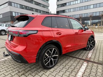 VW Tiguan R LINE 2.0 TSI 195kw 4MOTION DSG 4/2025 - 2