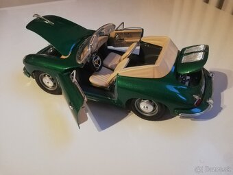 1:18 Porsche 356B Cabriolet 1961 zelena - 2