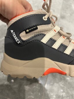 ADIDAS zimné topánky - 2