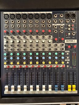 Soundcraft EPM 8 + thomann case EPM8 - 2