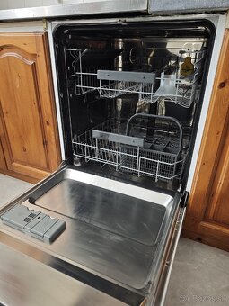 Umývačka riadu Electrolux - 2