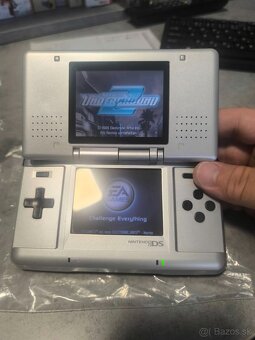 NINTENDO DS V TOP STAVE BEZ ZÁSAHU  - 2