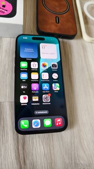 Iphone 15 Pro blue - 2