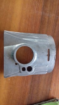 Kryt karburatora - 2