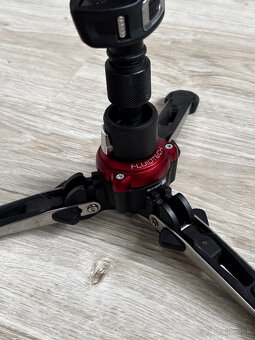 Monopod MANFROTTO MVM XPROA42W s fluidnou hlavou a základňou - 2