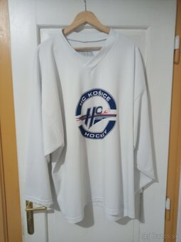 Predam dresy HC Kosice. - 2