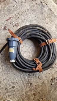 Káble 30m 16A - 2
