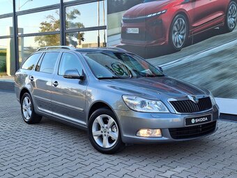 ŠKODA OCTAVIA FAMILY 2.0TDI CR  DSG + MODEL 2013 + XENON - 2