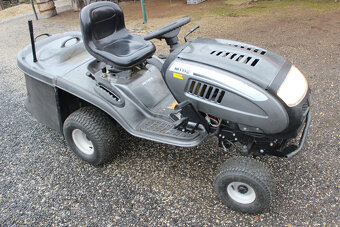 Predám traktorovú kosačku MTD - 2