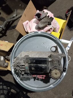 Kompresor podvozku allroad a6c5 - 2