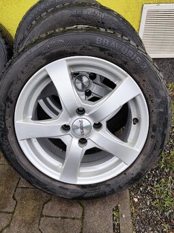 Predám disky Dezent 4x100 R15 +letné pneu. - 2