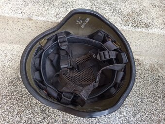 Kevlarova prilba - 2