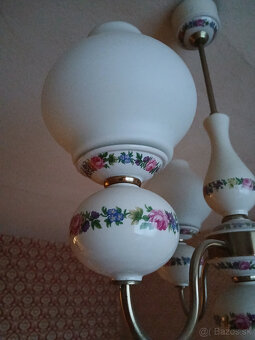 Luster s porcelánom - 2