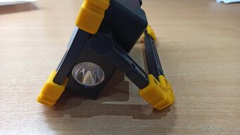 20W prenosný LED reflektor - 2