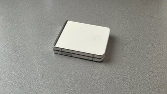 Samsung Z-Flip 5 "cream" - 2