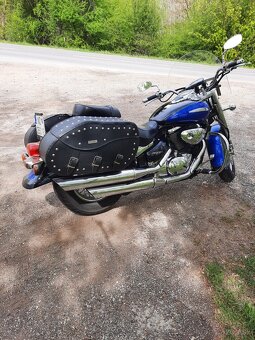 Suzuki intruder VL800 - 2