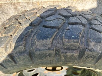 Lada Niva 215/75 r15 - 2