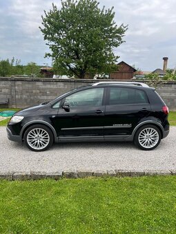 Volkswagen Golf Plus Cross - 2