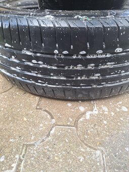 185/60 R15 - 2