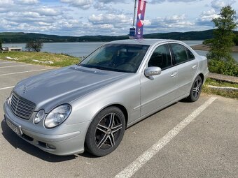 Mercedes benz e200 AUTOMAT - 2