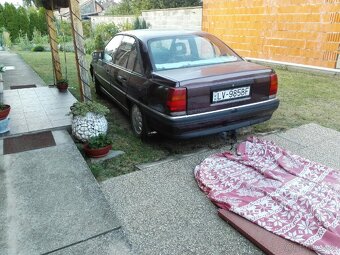 Opel Omega A - 2