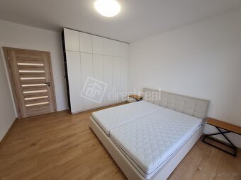 Moderný zariadený 4-izbový rodinný dom - novostavba - 2