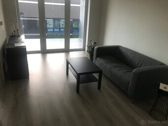 Prenajmem zariadený 2i byt v Martine, bytový dom CROSS - 2