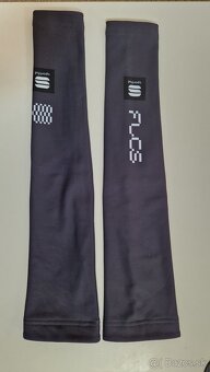 Sportful Flanders Arm Warmers (Dark Grey) - 2