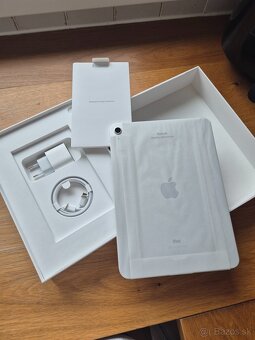 Apple iPad 10th gen 10,9 Wi-Fi 256GB Silver - 2