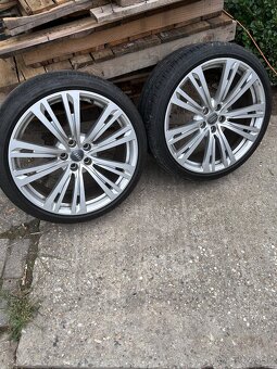 Audi S8 R20 245/35 9J ET 40 - 2