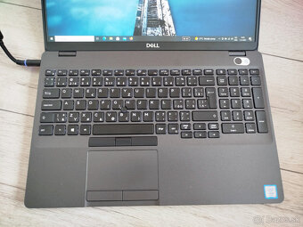 workstation Dell 3541 - Xeon 6-core, 32GB RAM, SSD, Quadro - 2