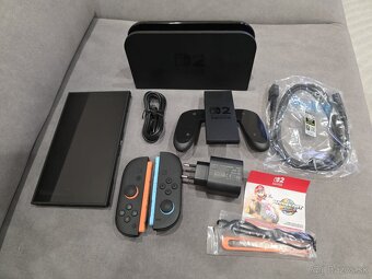 Nintendo Switch 2 + Mario Kart World - 2